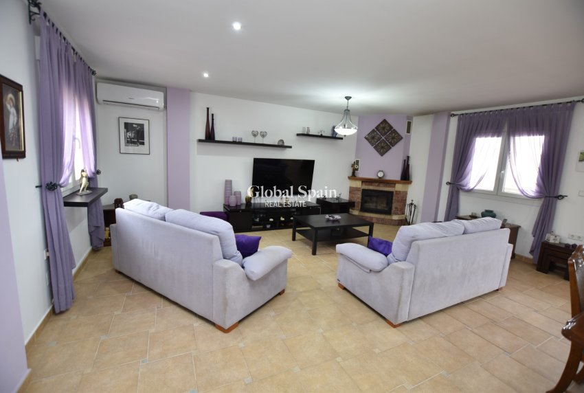 Resale - VILLA -
ALGORFA - Inland