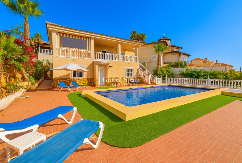 Resale - VILLA -
ALGORFA - Inland
