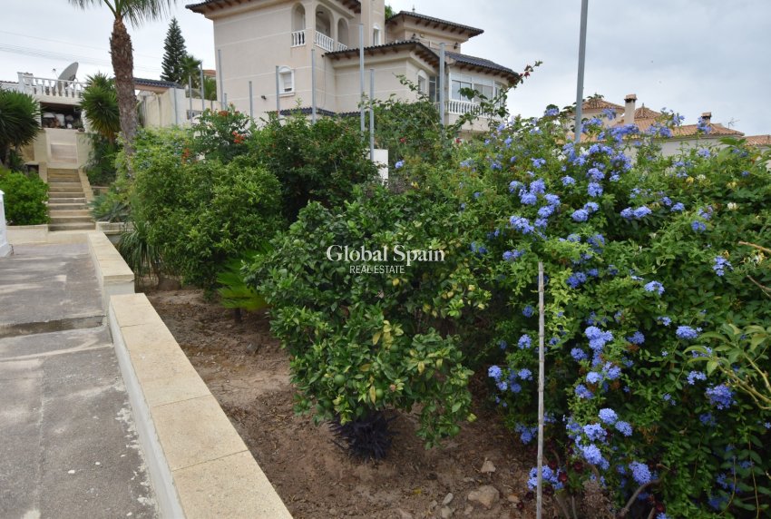 Resale - VILLA -
ALGORFA - Inland