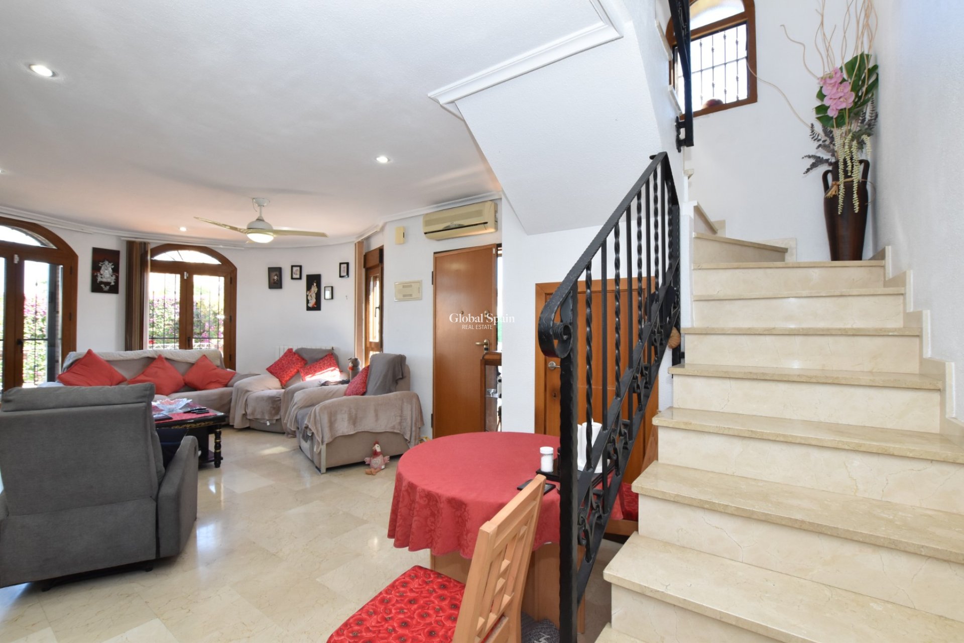 Resale - VILLA -
ALGORFA - Inland