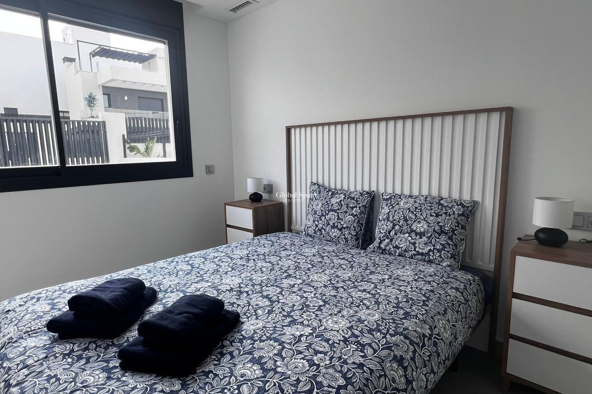 Resale - VILLA -
ALGORFA - Inland