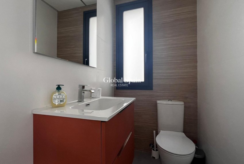 Resale - VILLA -
ALGORFA - Inland