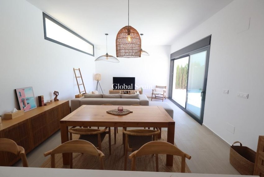 Resale - VILLA -
ALGORFA - Inland