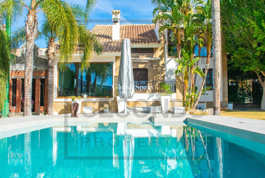 Resale - VILLA -
ALGORFA - LA FINCA GOLF / ALGORFA