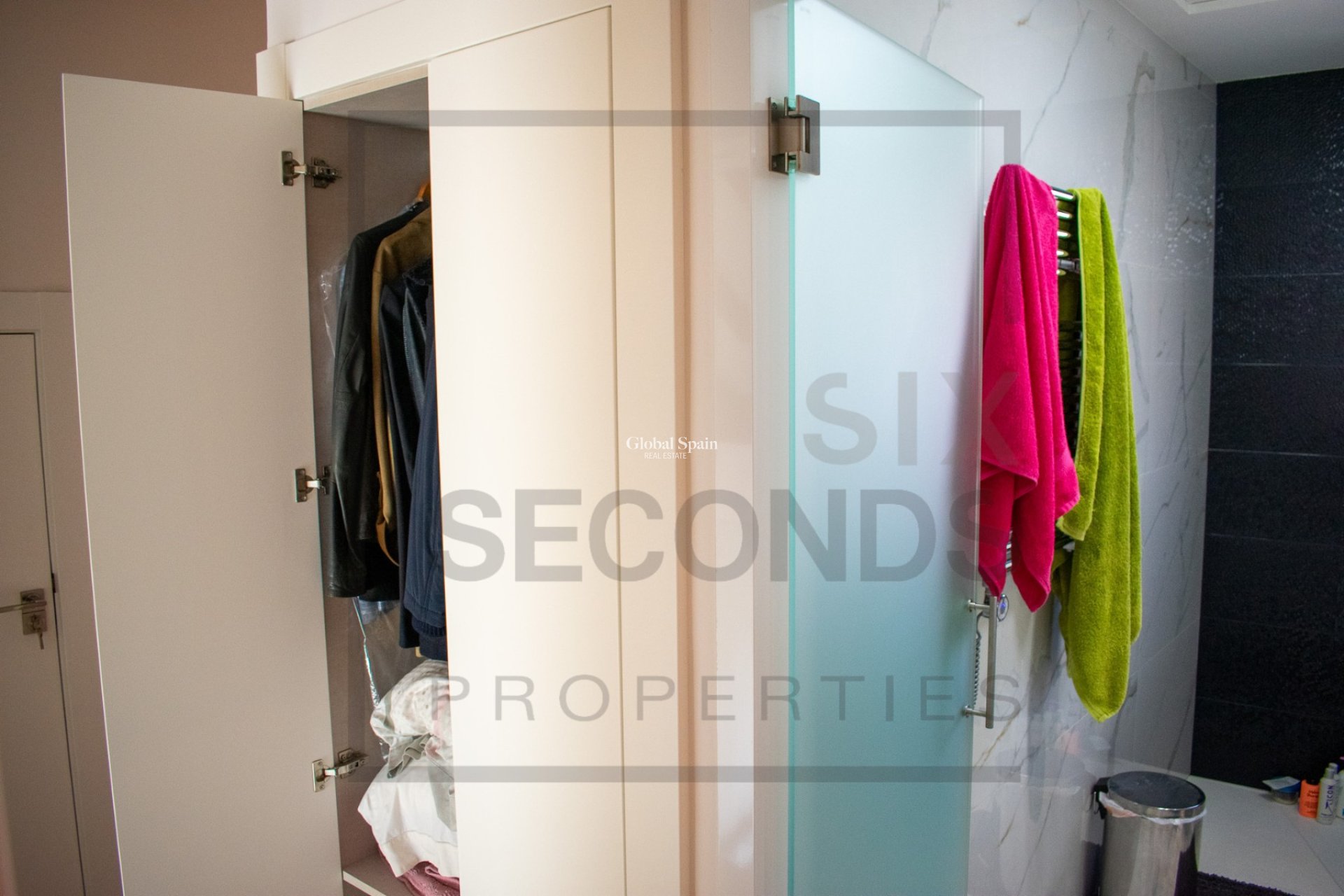 Resale - VILLA -
ALGORFA - LA FINCA GOLF / ALGORFA