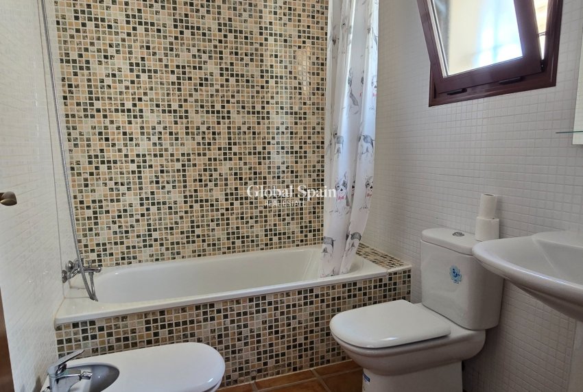 Resale - Villa -
ALGORFA - LA FINCA GOLF / ALGORFA