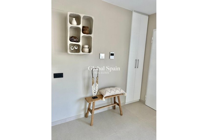 Resale - VILLA -
ALGORFA - LA FINCA GOLF / ALGORFA