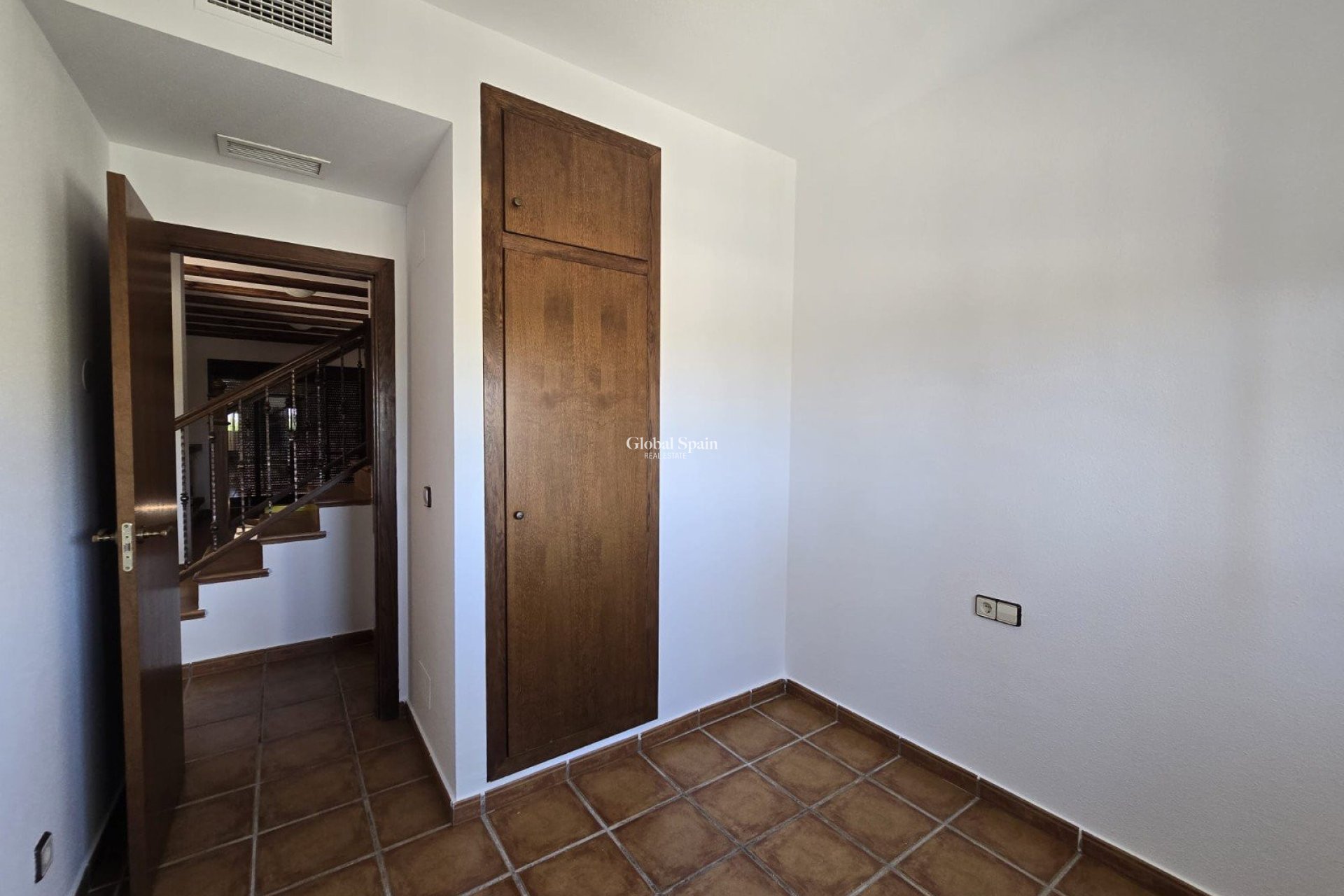Resale - VILLA -
ALGORFA - LA FINCA GOLF / ALGORFA