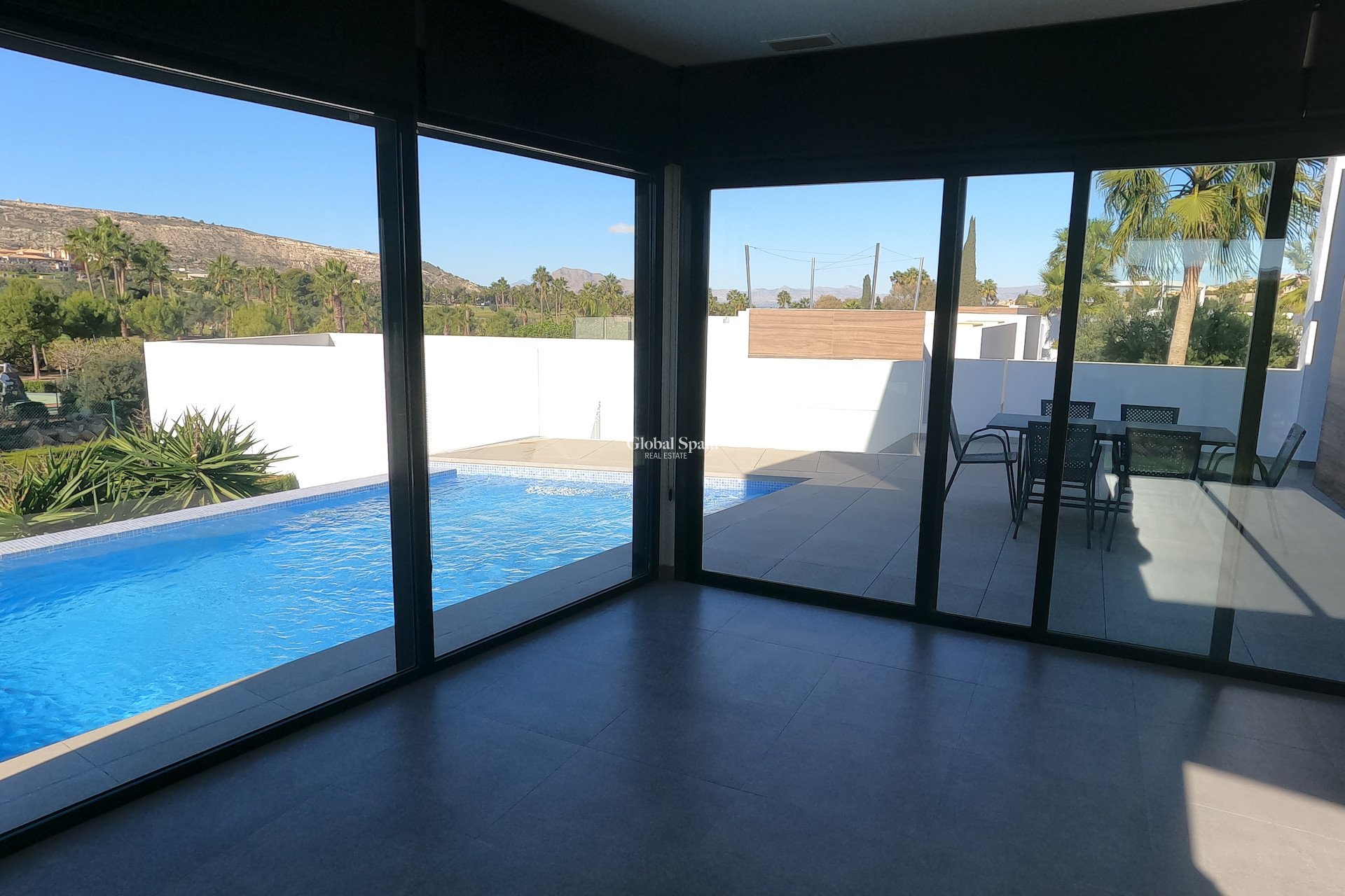 Resale - VILLA -
ALGORFA - LA FINCA GOLF / ALGORFA