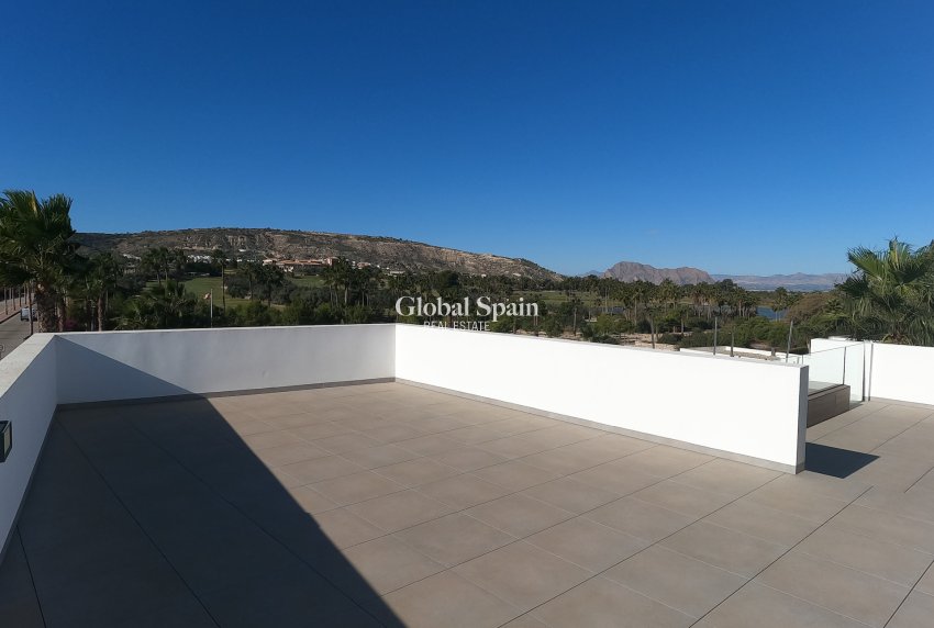 Resale - VILLA -
ALGORFA - LA FINCA GOLF / ALGORFA