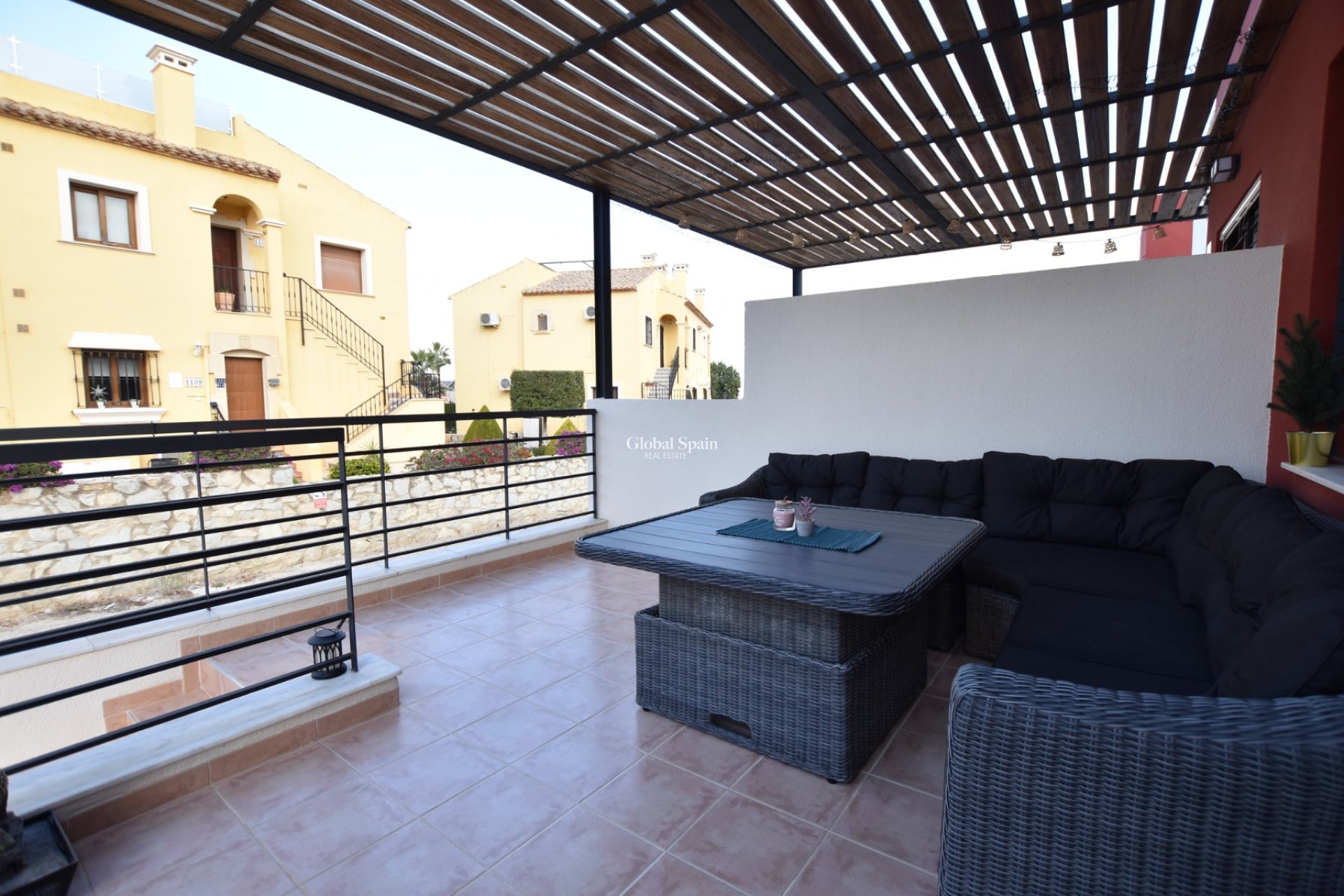 Resale - VILLA -
ALGORFA - LA FINCA GOLF / ALGORFA