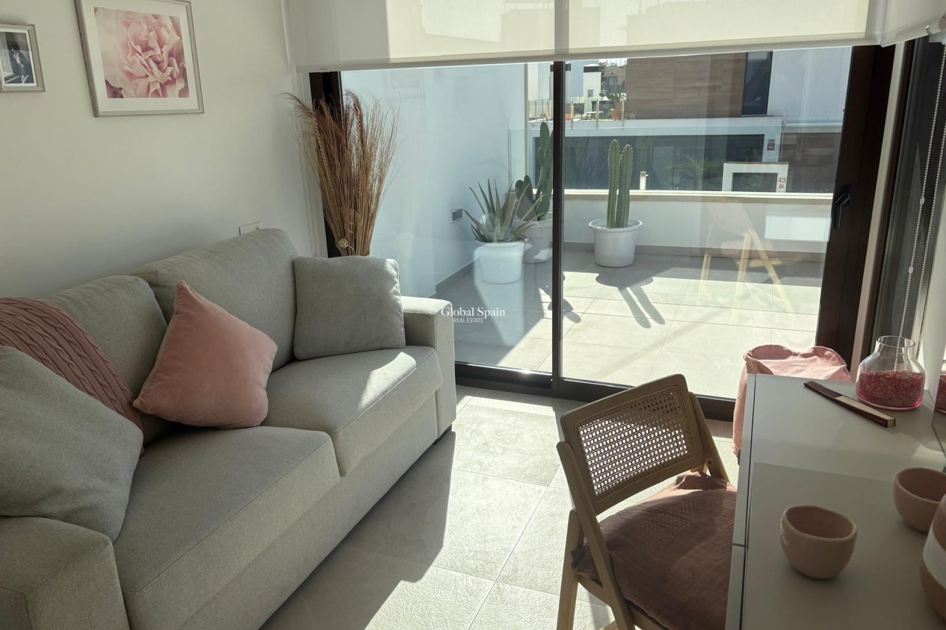 Resale - VILLA -
ALGORFA - LA FINCA GOLF / ALGORFA