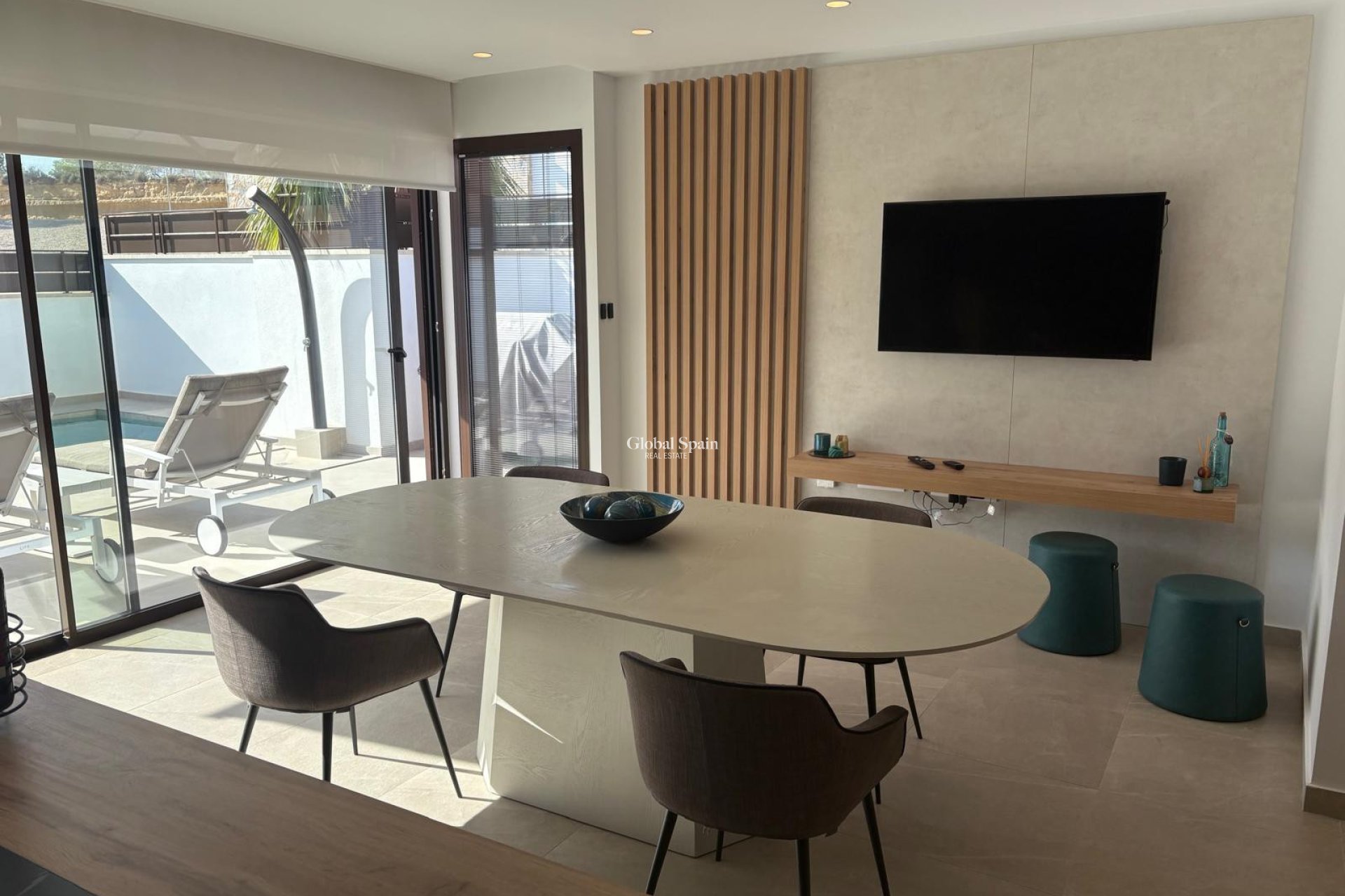 Resale - VILLA -
ALGORFA - LA FINCA GOLF / ALGORFA