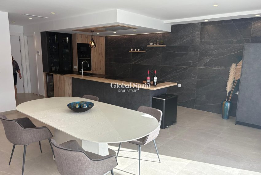 Resale - VILLA -
ALGORFA - LA FINCA GOLF / ALGORFA