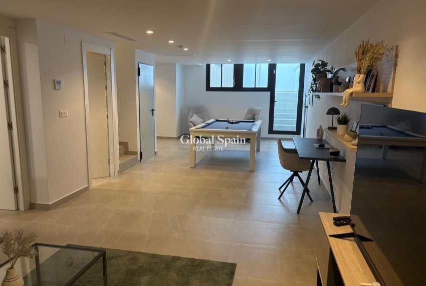 Resale - VILLA -
ALGORFA - LA FINCA GOLF / ALGORFA