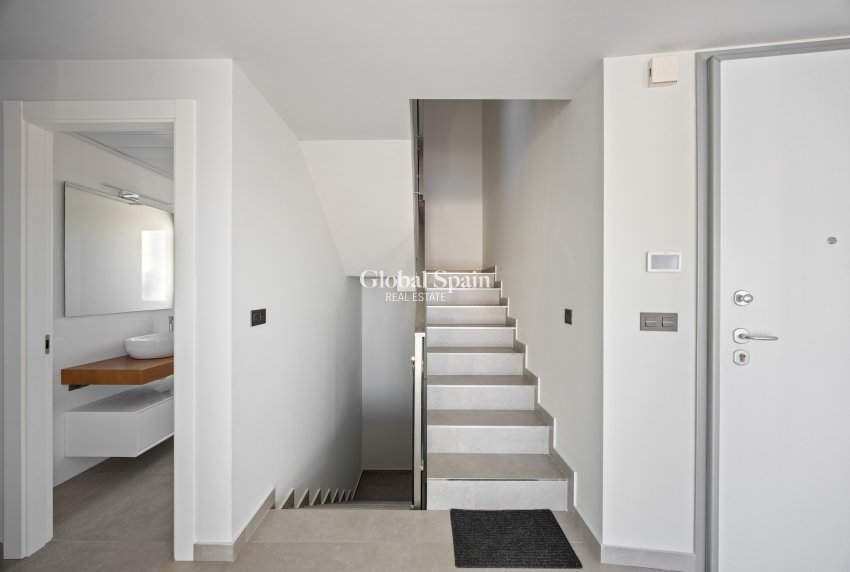 Resale - VILLA -
ALGORFA - LA FINCA GOLF / ALGORFA