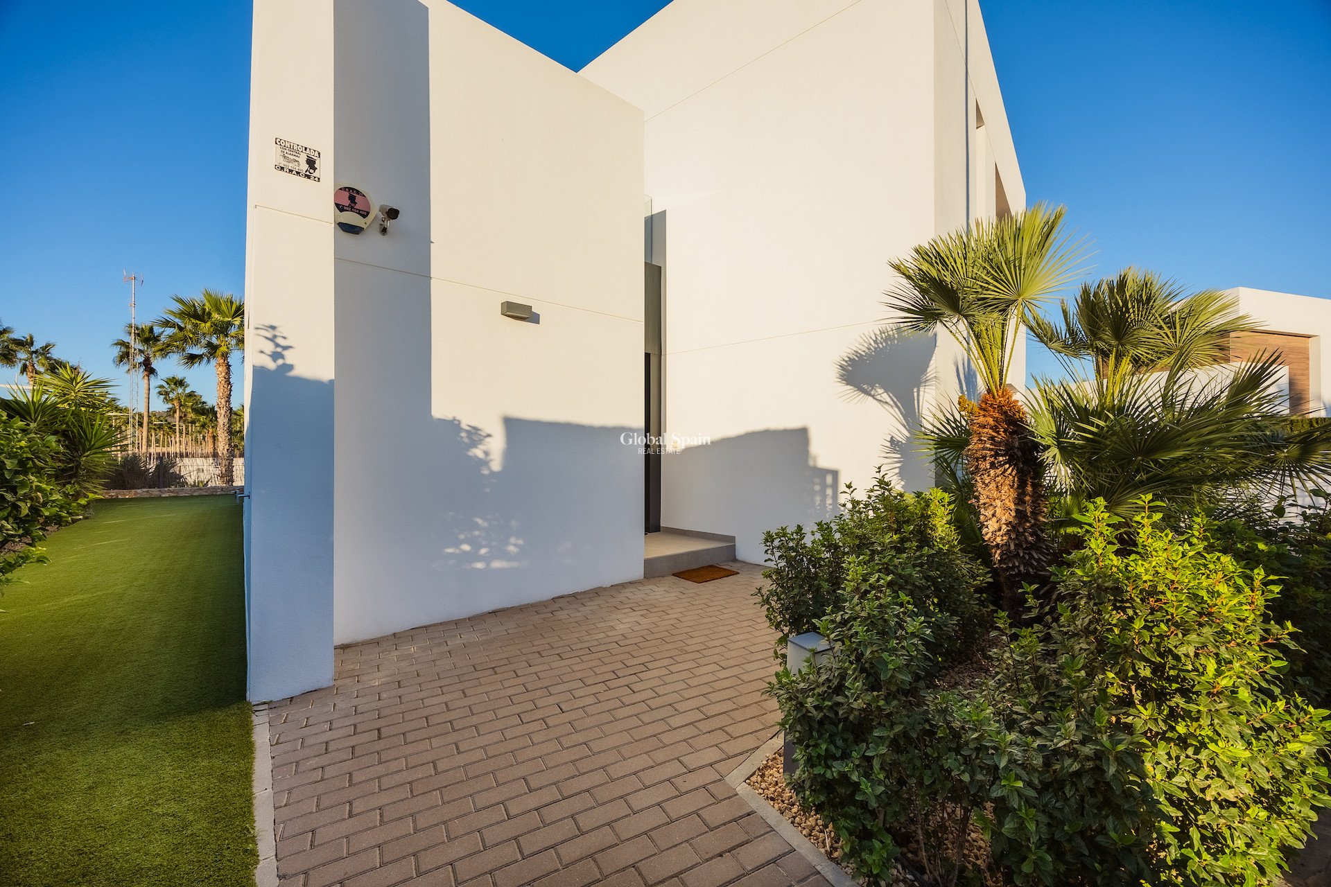 Resale - VILLA -
ALGORFA - LA FINCA GOLF / ALGORFA