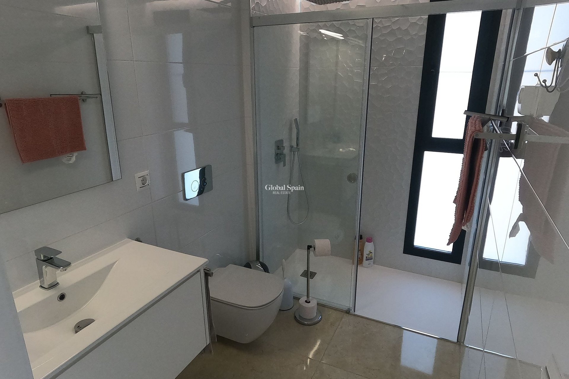 Resale - VILLA -
ALGORFA - LA FINCA GOLF / ALGORFA