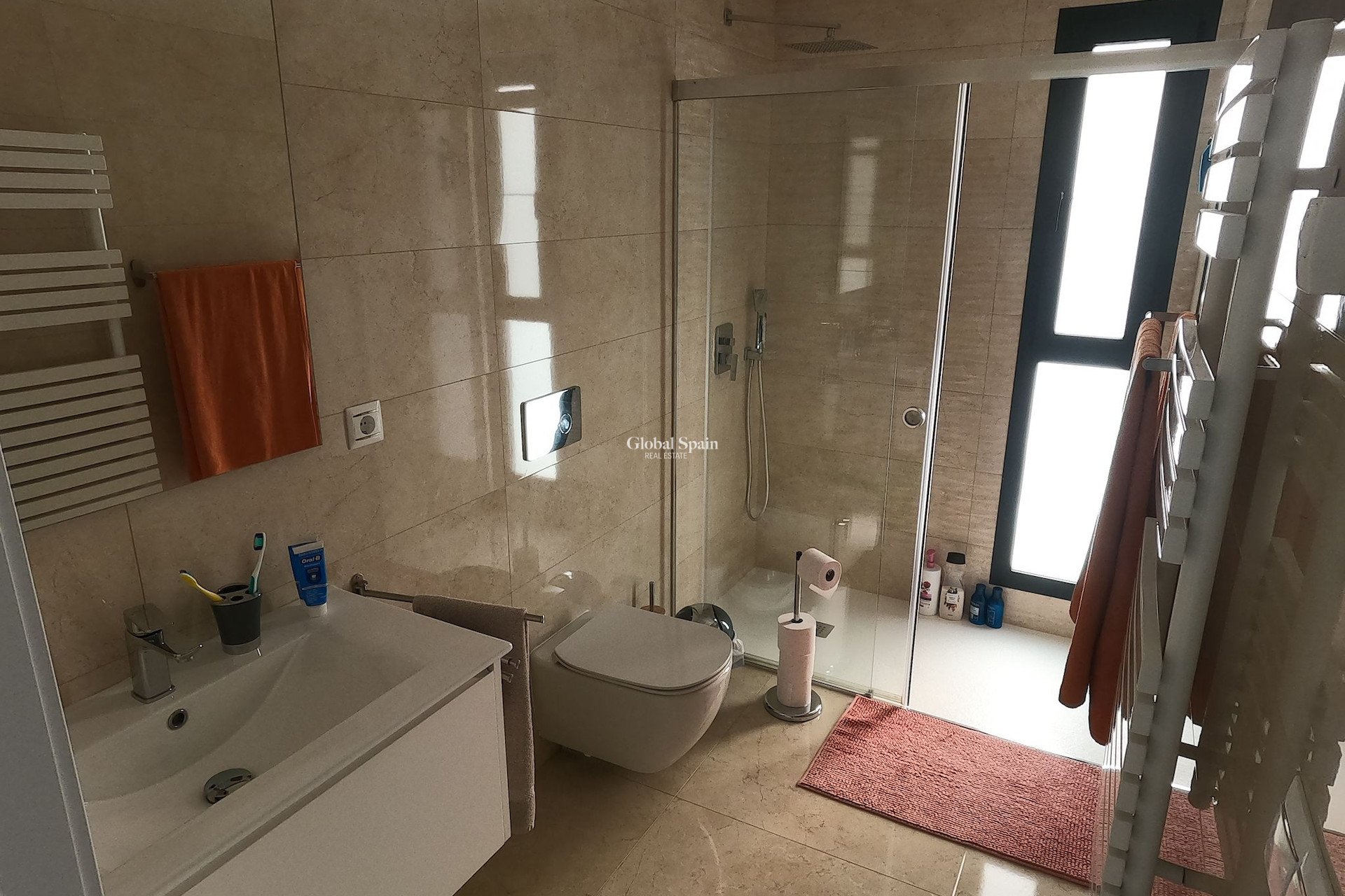 Resale - VILLA -
ALGORFA - LA FINCA GOLF / ALGORFA