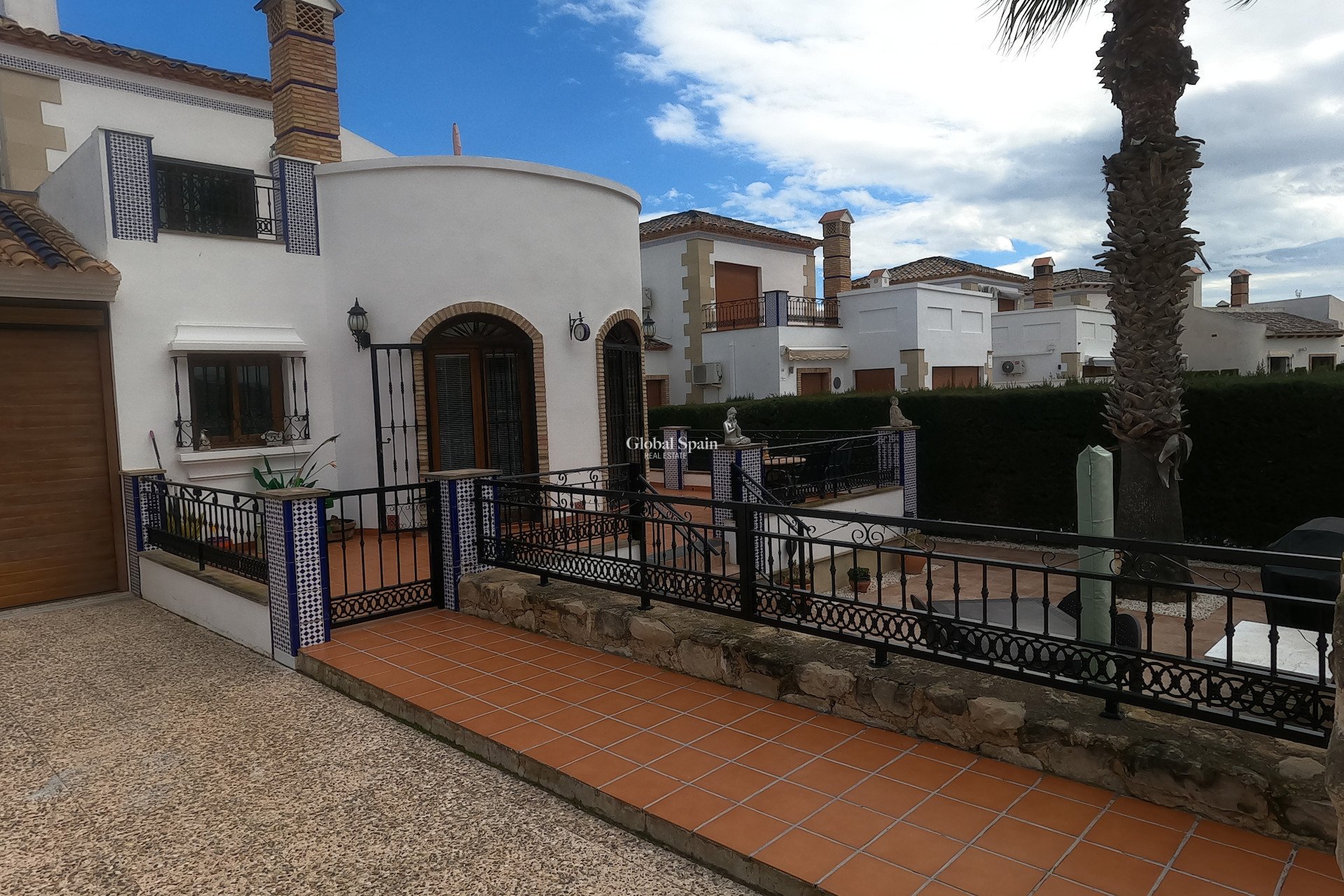Resale - VILLA -
ALGORFA - LA FINCA GOLF / ALGORFA