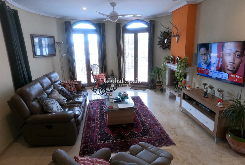 Resale - VILLA -
ALGORFA - LA FINCA GOLF / ALGORFA