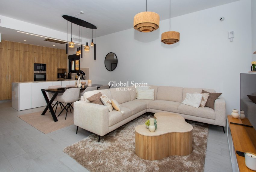 Resale - VILLA -
ALGORFA - LA FINCA GOLF / ALGORFA