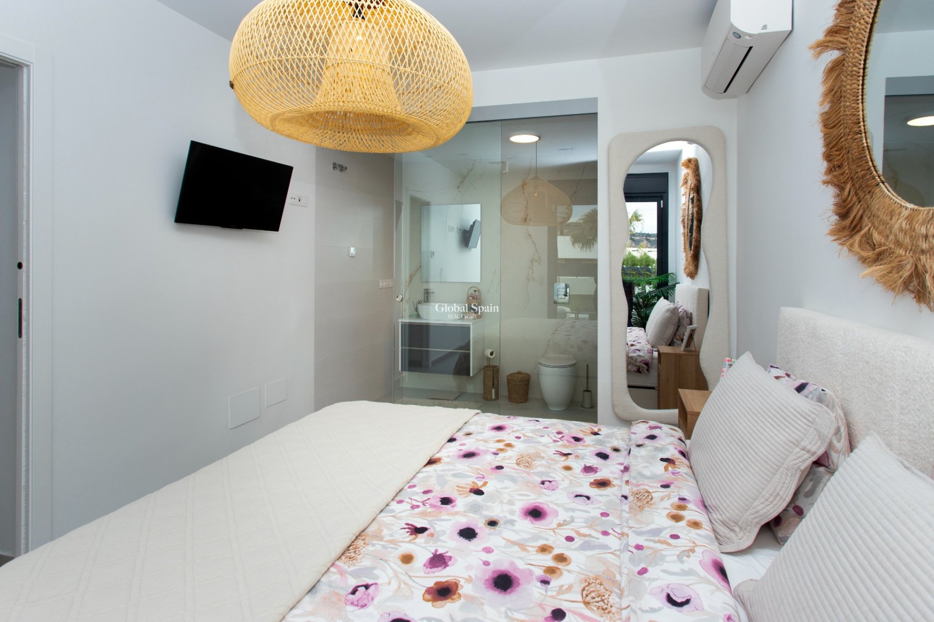 Resale - VILLA -
ALGORFA - LA FINCA GOLF / ALGORFA