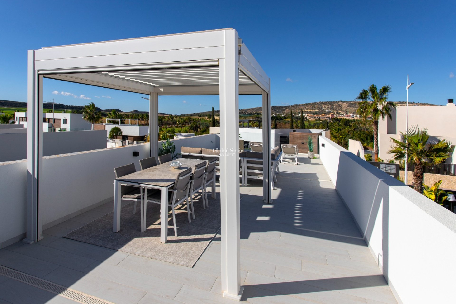 Resale - VILLA -
ALGORFA - LA FINCA GOLF / ALGORFA