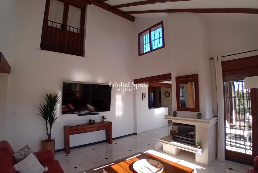 Resale - VILLA -
ALGORFA - LA FINCA GOLF / ALGORFA