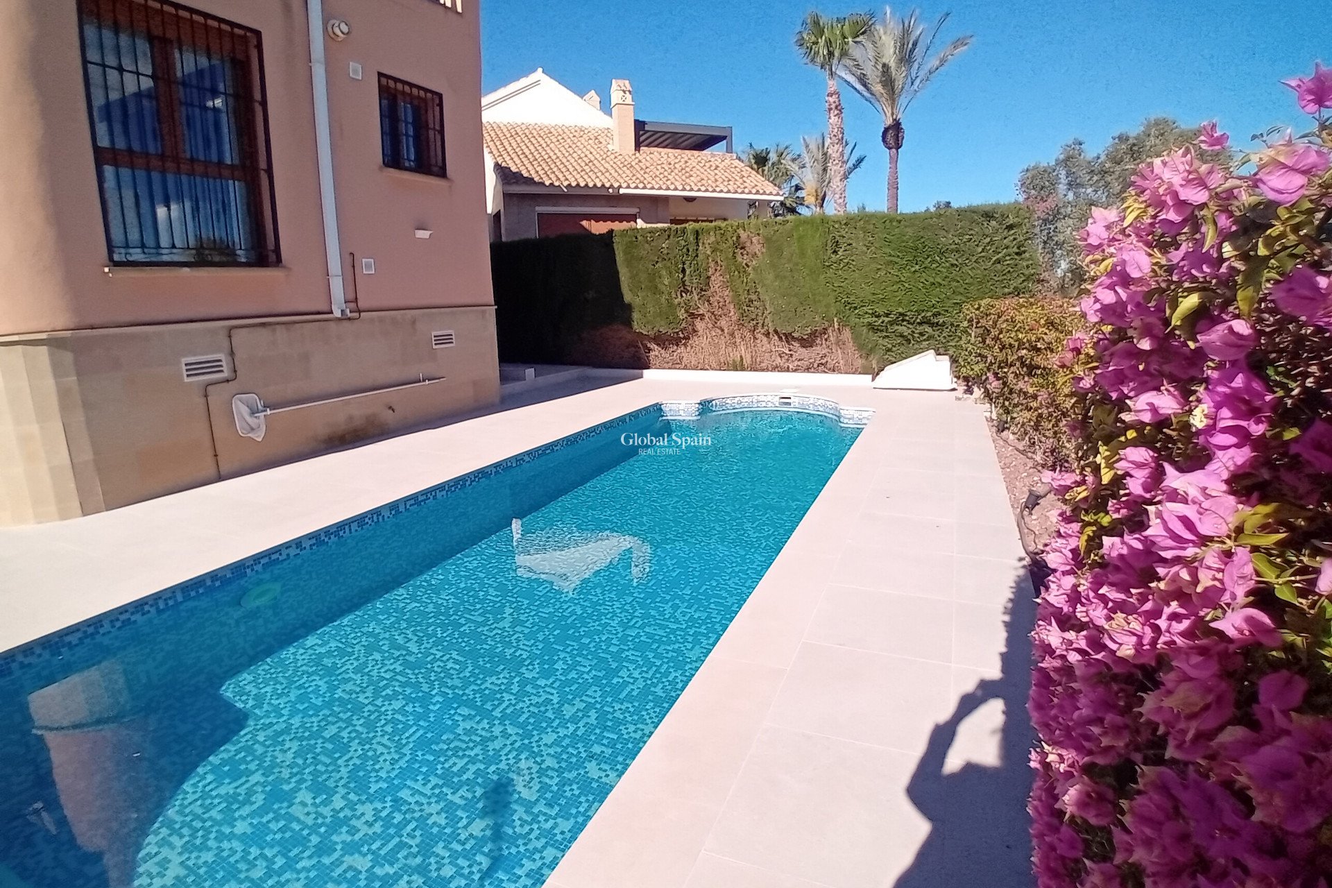 Resale - VILLA -
ALGORFA - LA FINCA GOLF / ALGORFA