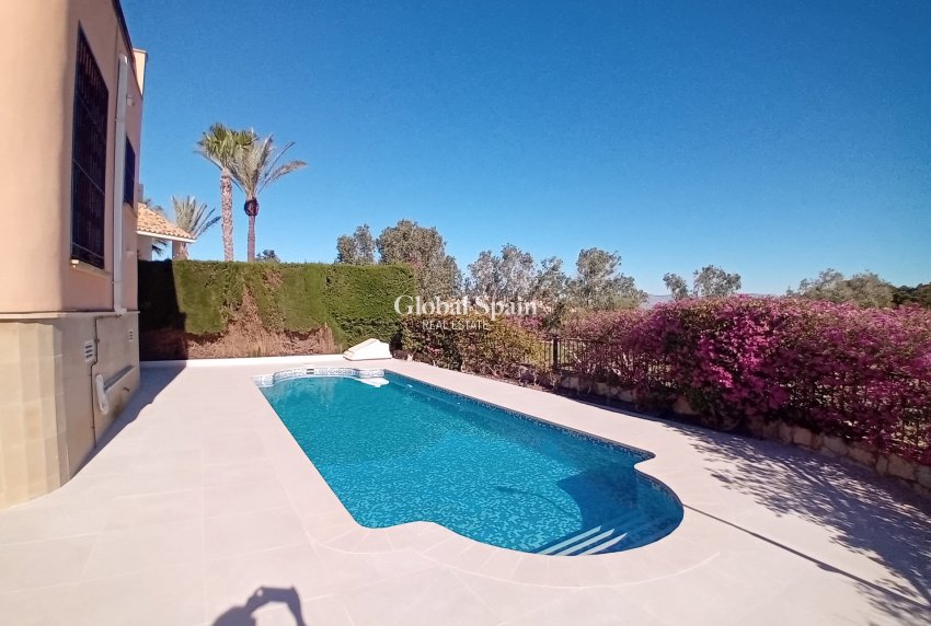 Resale - VILLA -
ALGORFA - LA FINCA GOLF / ALGORFA