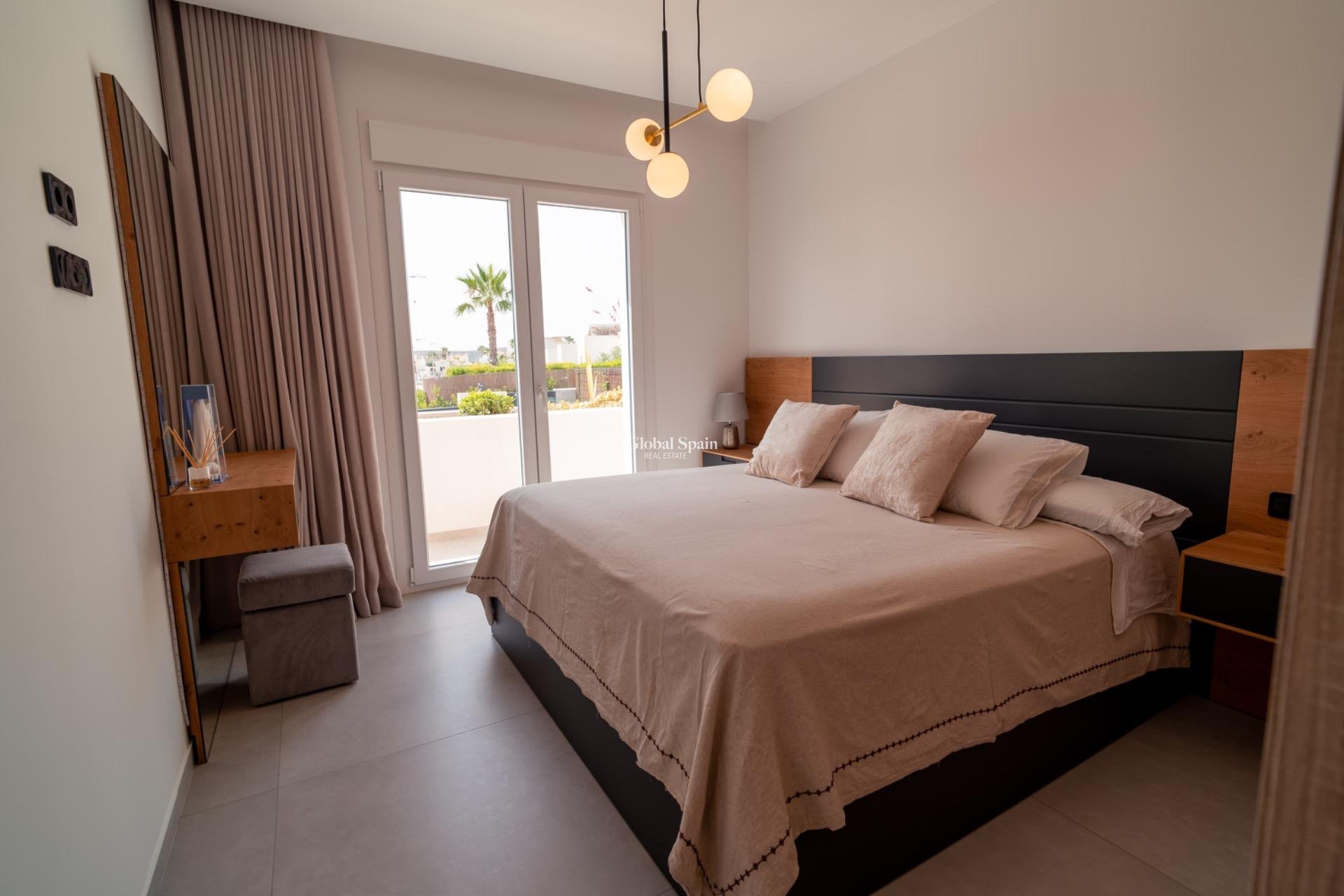 Resale - VILLA -
ALGORFA - LA FINCA GOLF / ALGORFA