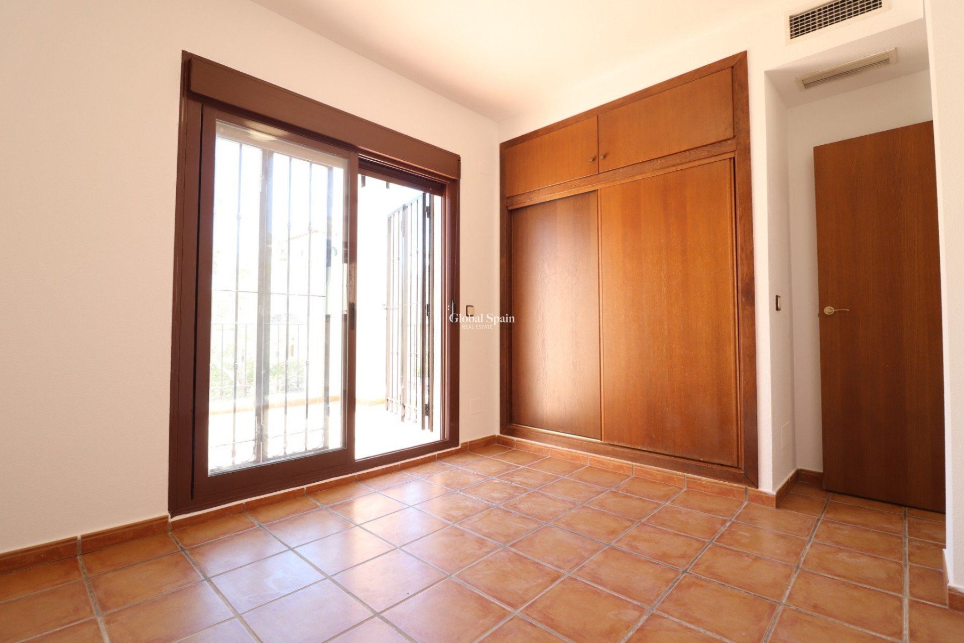 Resale - VILLA -
ALGORFA - LA FINCA GOLF / ALGORFA