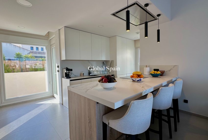 Resale - VILLA -
ALGORFA - LA FINCA GOLF / ALGORFA