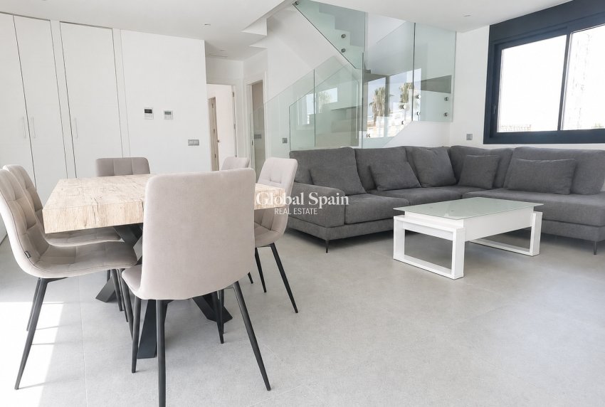 Resale - VILLA -
ALGORFA - LA FINCA GOLF / ALGORFA