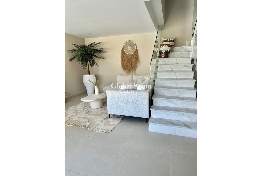 Resale - Villa -
ALGORFA - LA FINCA GOLF / ALGORFA