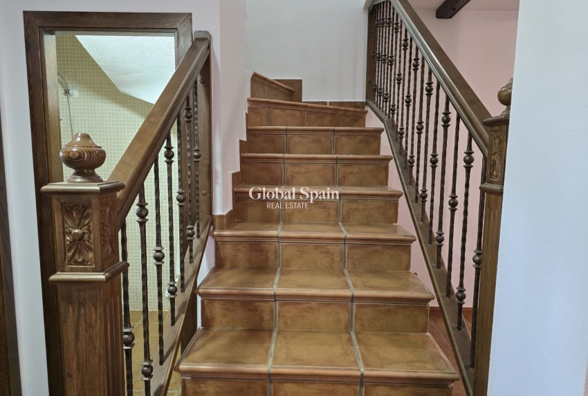 Resale - Villa -
ALGORFA - LA FINCA GOLF / ALGORFA