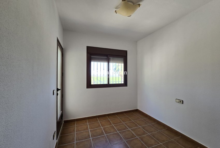 Resale - Villa -
ALGORFA - LA FINCA GOLF / ALGORFA