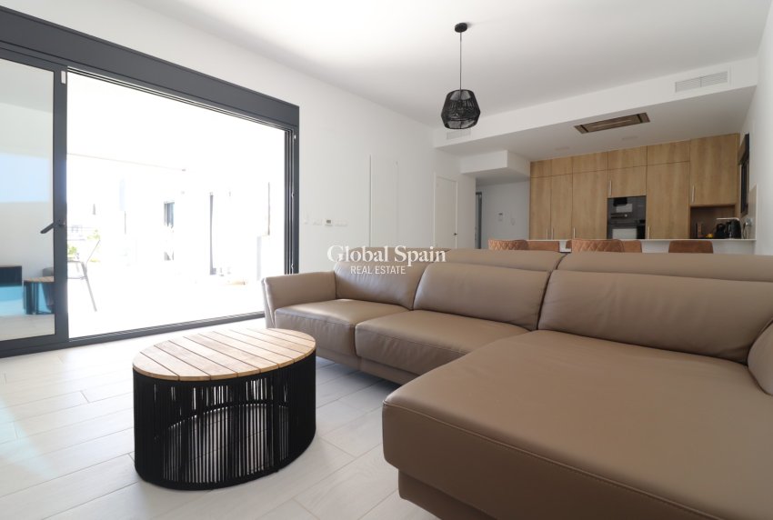 Resale - VILLA -
Algorfa - La Finca Golf Resort