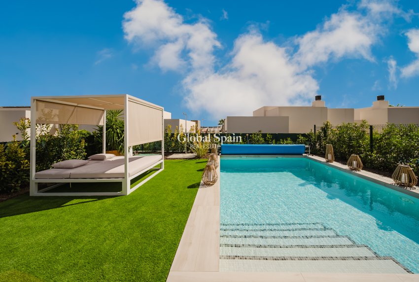 Resale - Villa -
Algorfa - La Finca Golf