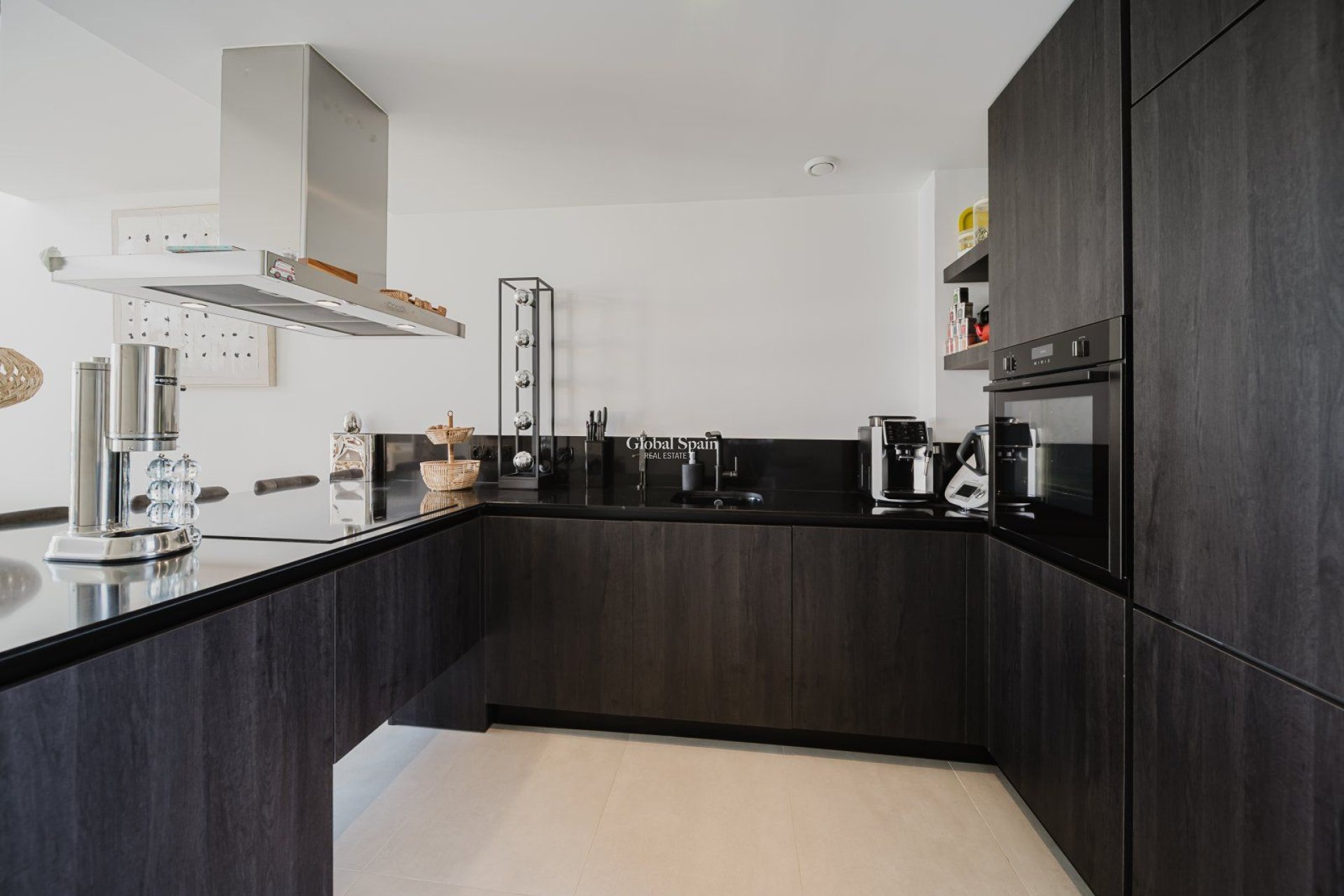 Resale - VILLA -
ALGORFA - La Finca Golf