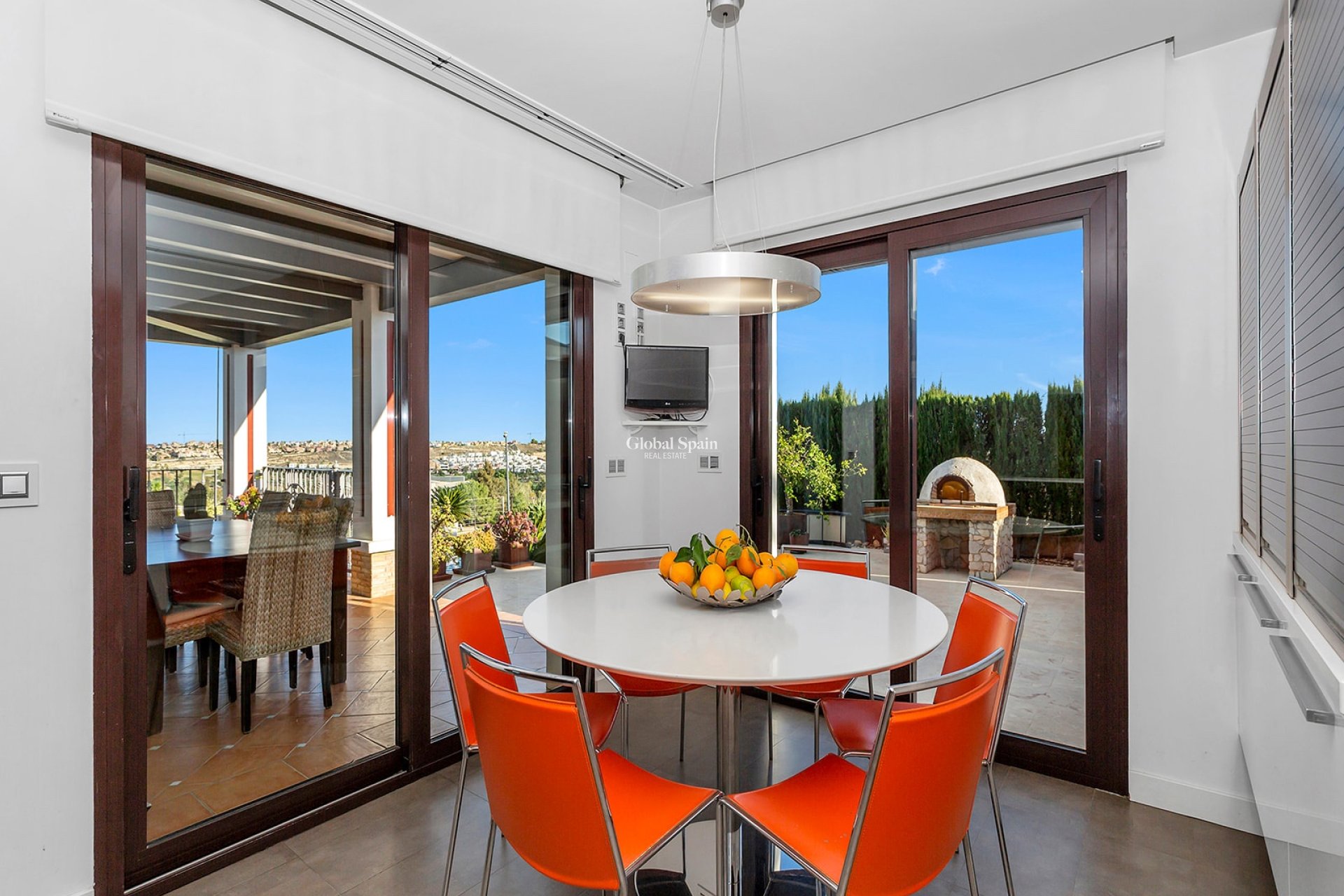 Resale - Villa -
Algorfa - La Finca Golf