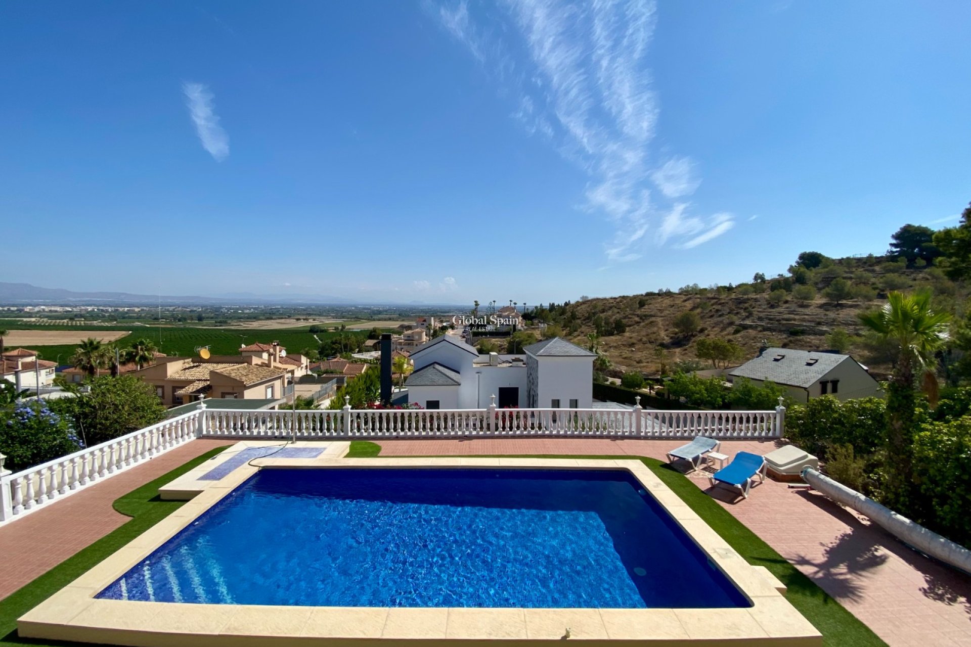Resale - VILLA -
ALGORFA - Lomas De La Juliana