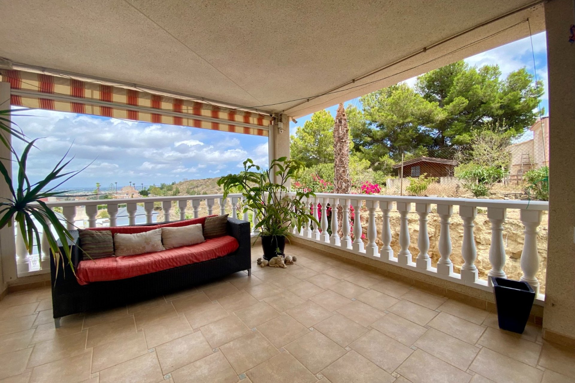 Resale - VILLA -
ALGORFA - Lomas De La Juliana
