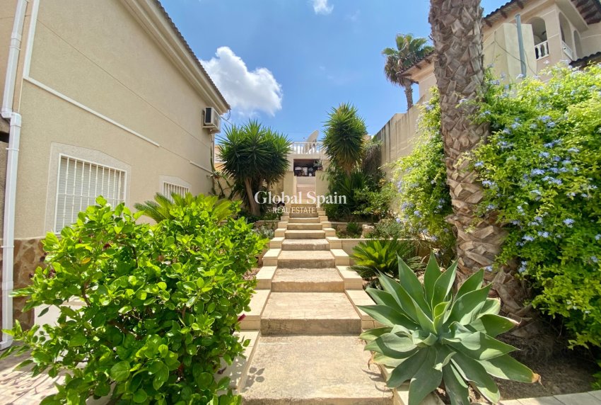 Resale - VILLA -
ALGORFA - Lomas De La Juliana