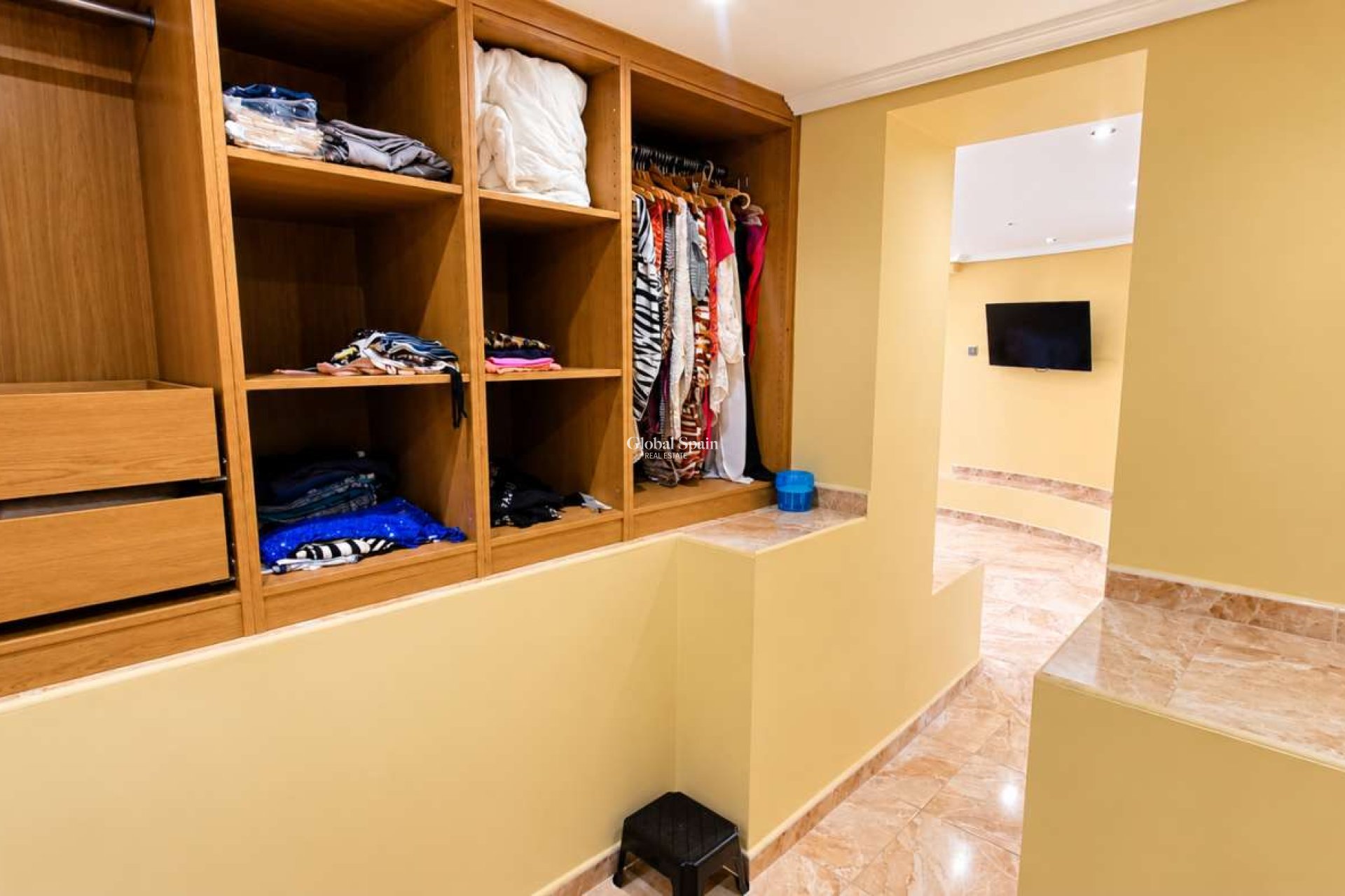 Resale - VILLA -
ALGORFA - Montemar