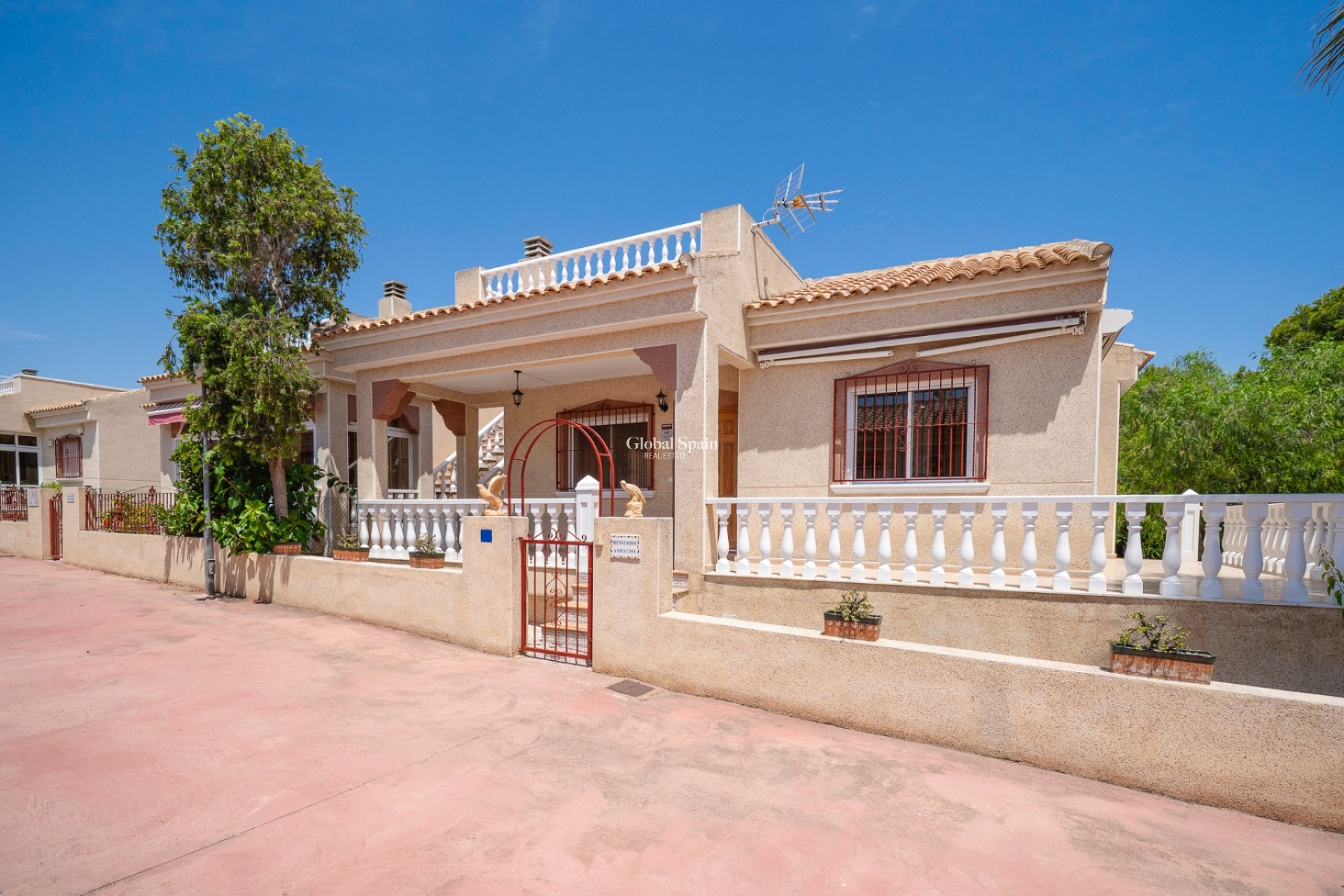 Resale - Villa -
ALGORFA