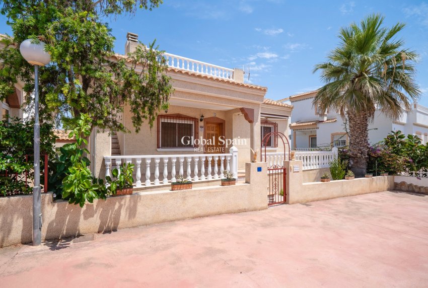 Resale - Villa -
ALGORFA