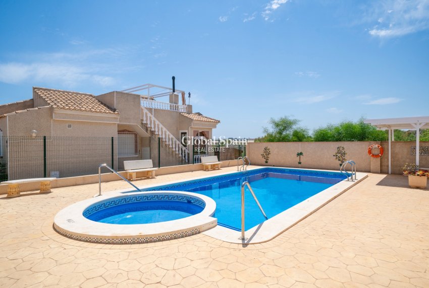 Resale - Villa -
ALGORFA