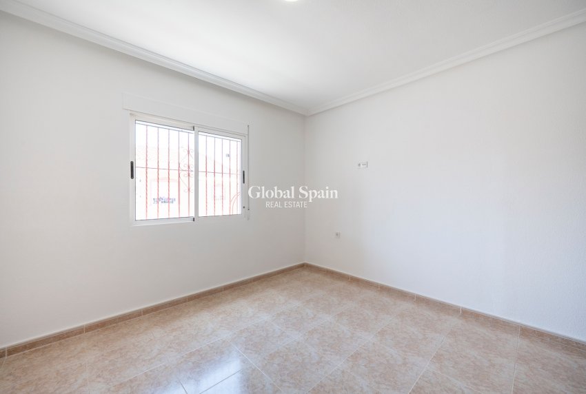 Resale - Villa -
ALGORFA